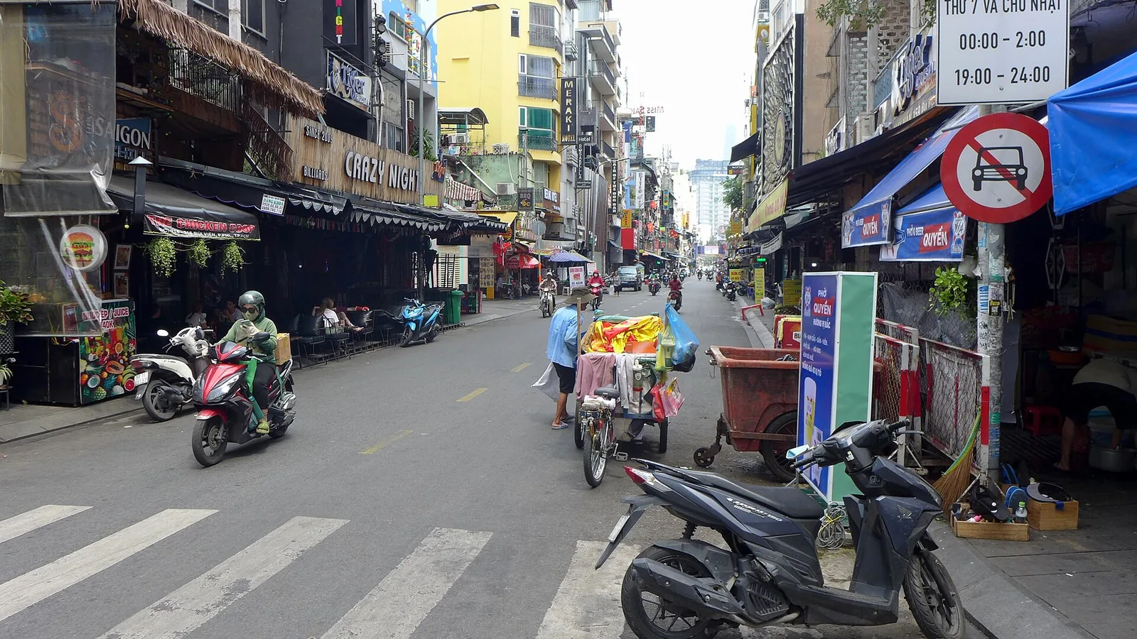 Phố Tây Bùi Viện