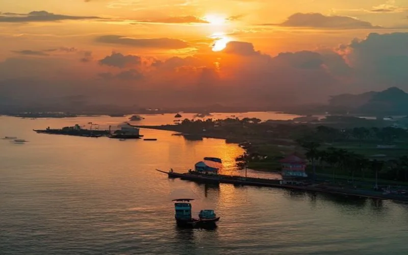 Trung tâm dầu khí Vũng Tàu — 1